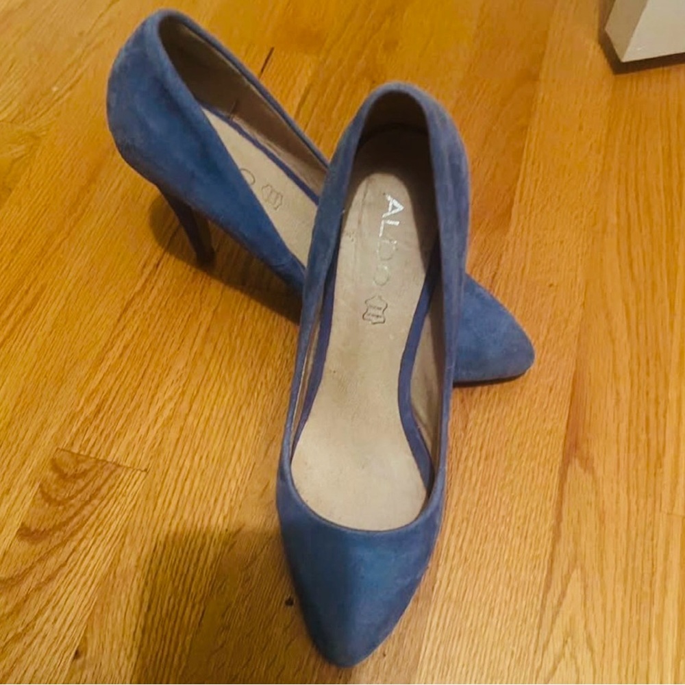 Aldo Classic Blue Heels